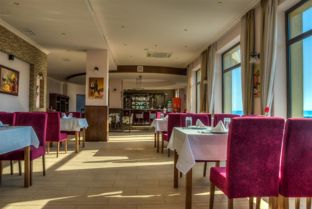 Hotel Chateau Des Bergers Targovishte  Eksteriør billede