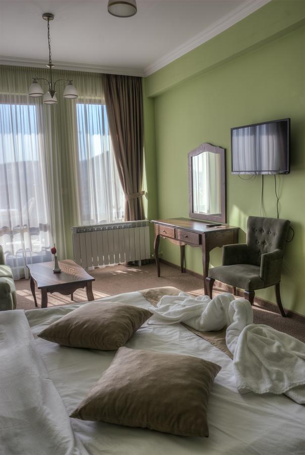 Hotel Chateau Des Bergers Targovishte  Eksteriør billede