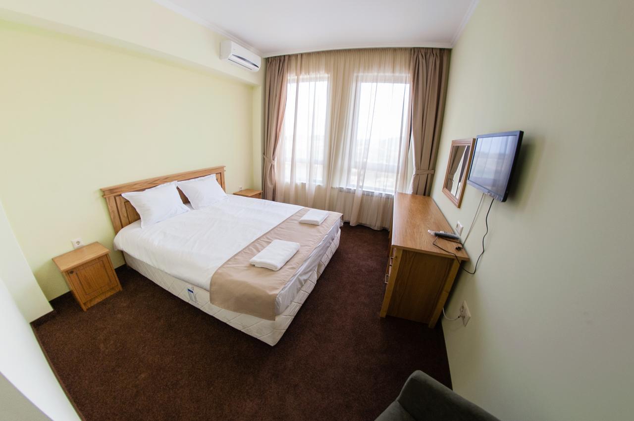 Hotel Chateau Des Bergers Targovishte  Eksteriør billede