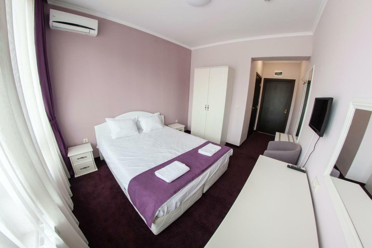 Hotel Chateau Des Bergers Targovishte  Eksteriør billede